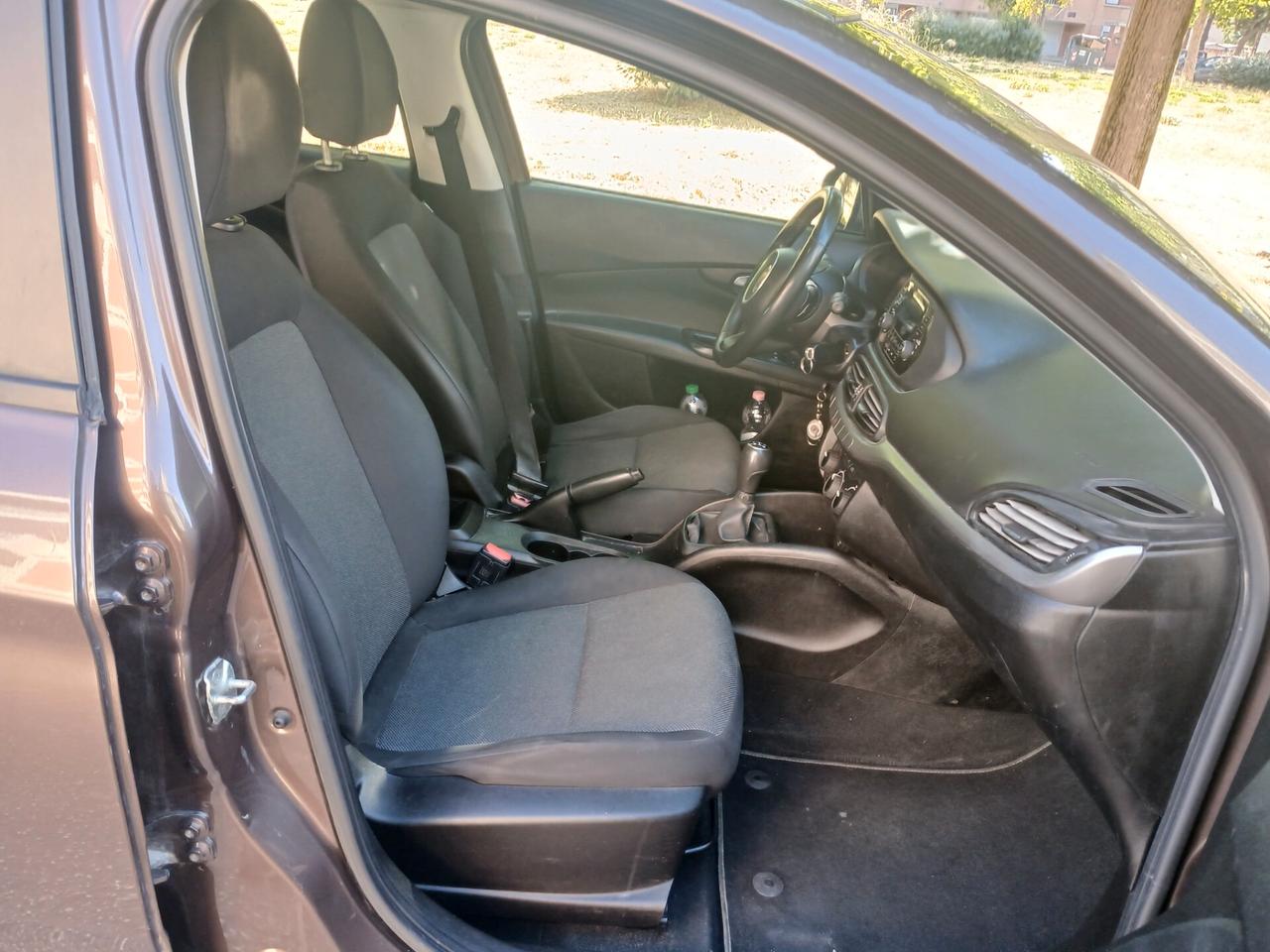 Fiat Tipo 1.3 Mjt S&S 5 porte Easy