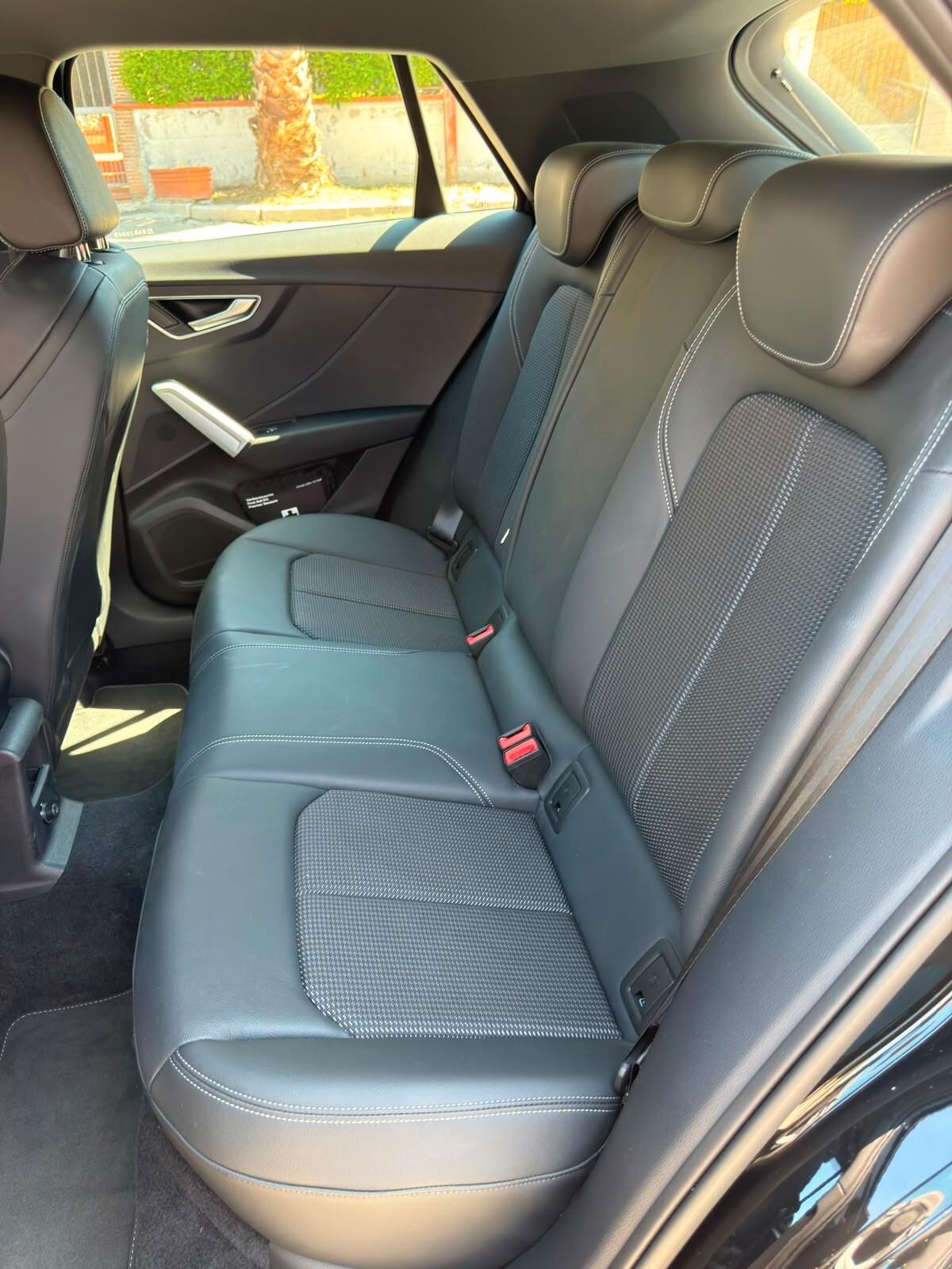 Audi Q2 30 TDI S line Edition