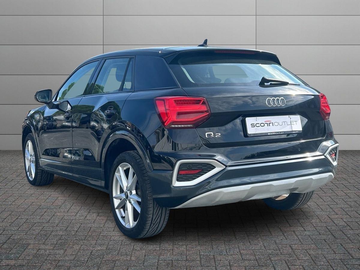 AUDI Q2 30 2.0 tdi Business s-tronic