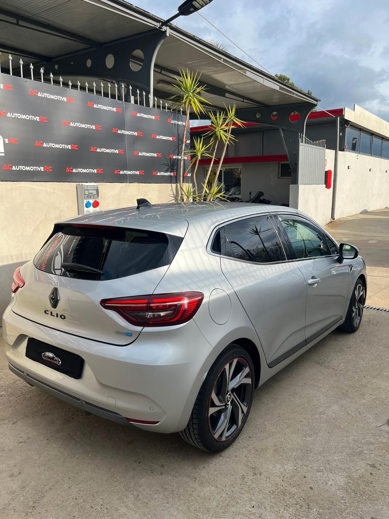 Renault Clio Full Hybrid E-Tech 140 CV 5 porte R.S. Line