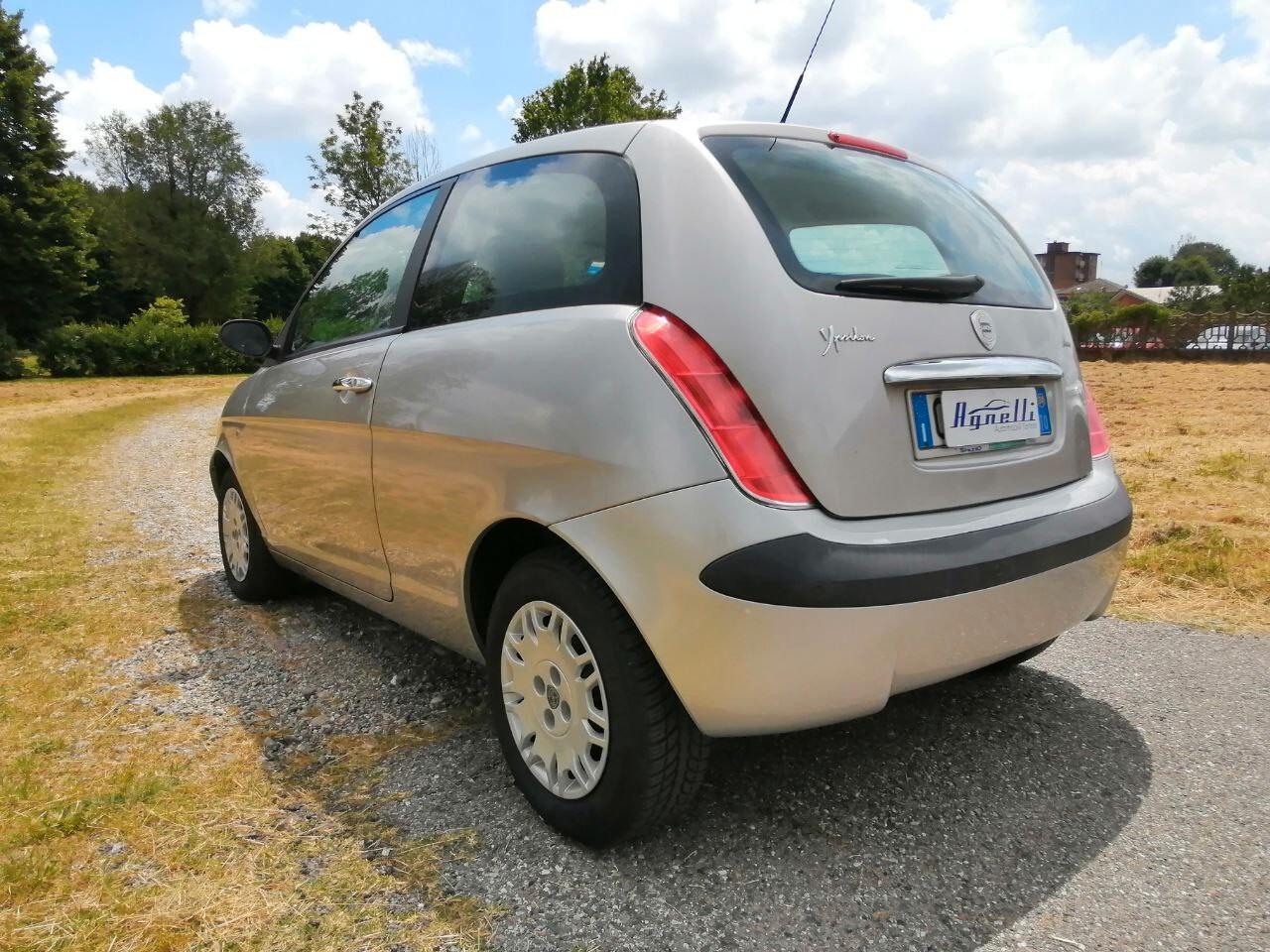 Lancia Ypsilon 1.2 Oro Idonea neopatentati