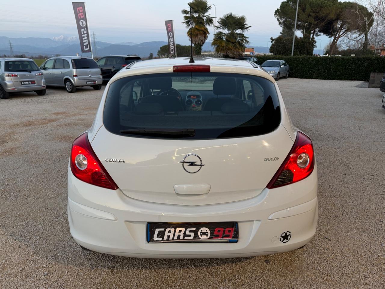 Opel Corsa 1.2 80CV 3 porte GPL-TECH Club GPL DI SERIE