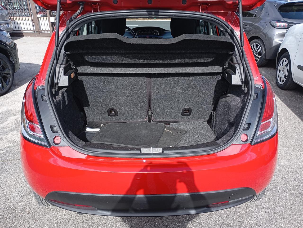 Lancia Ypsilon 5P 0.9 TwinAir 85CV Gold Aut.