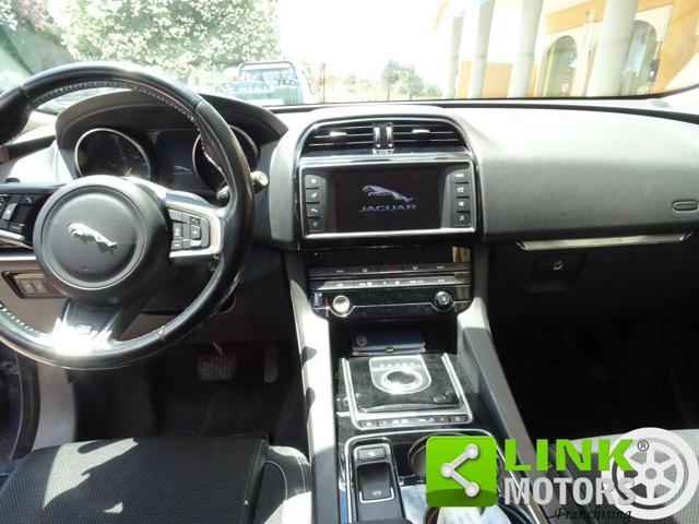 JAGUAR F-Pace 2.0 D. 180 CV R-SPORT