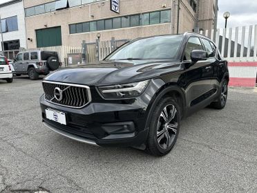 Volvo XC40 Recharge T5 Plug-in Hybrid Recharge R-Design