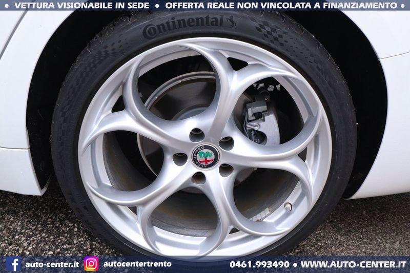 Alfa Romeo Giulia 2.2 Turbo Diesel AT8 160CV Super