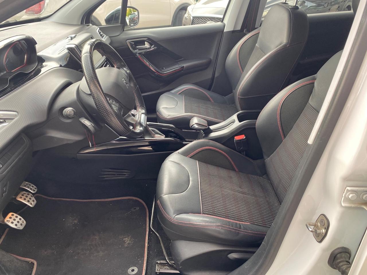 Peugeot 2008 BlueHDi 100 GT Line - 2017