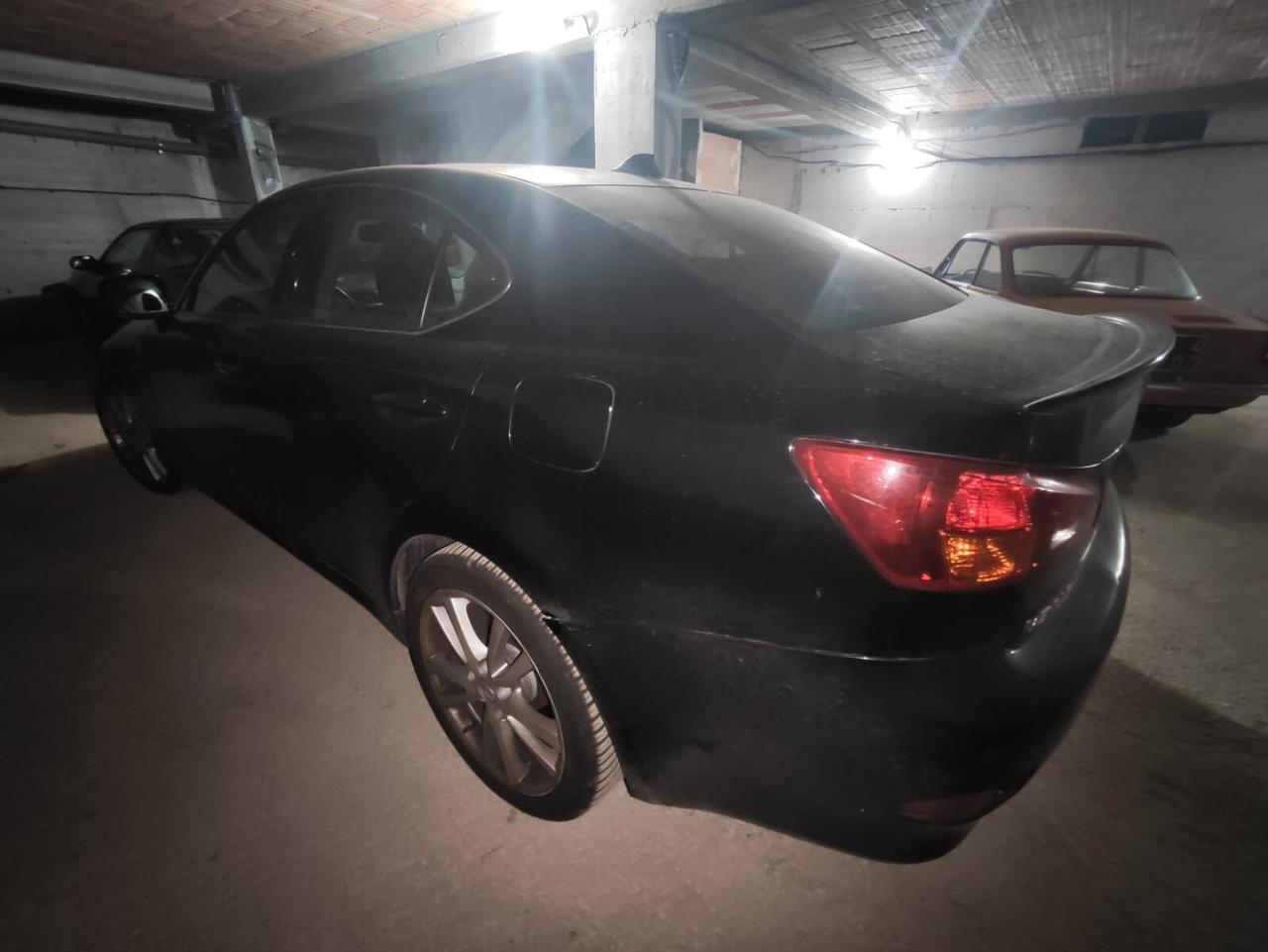 Lexus 220D 2.2 177CV