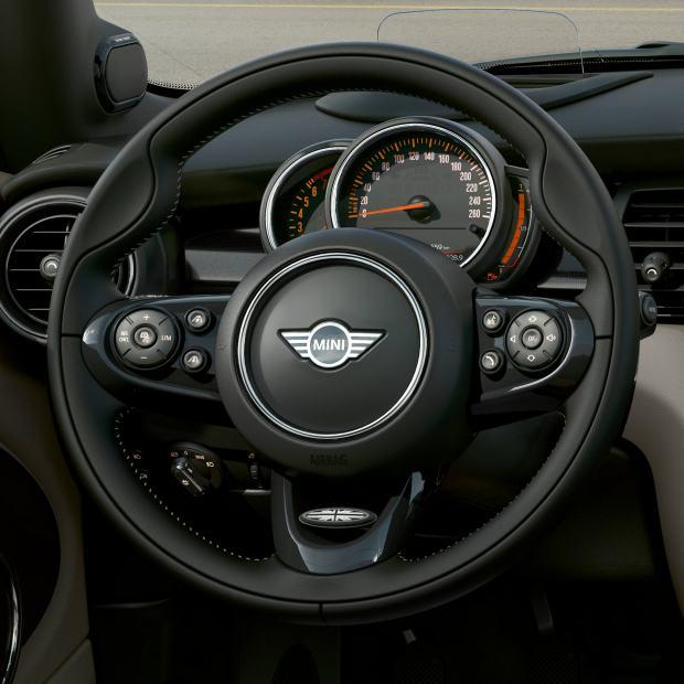 MINI Mini IV F57 2018 Cabrio - Mini Cabrio 1.5 Cooper auto