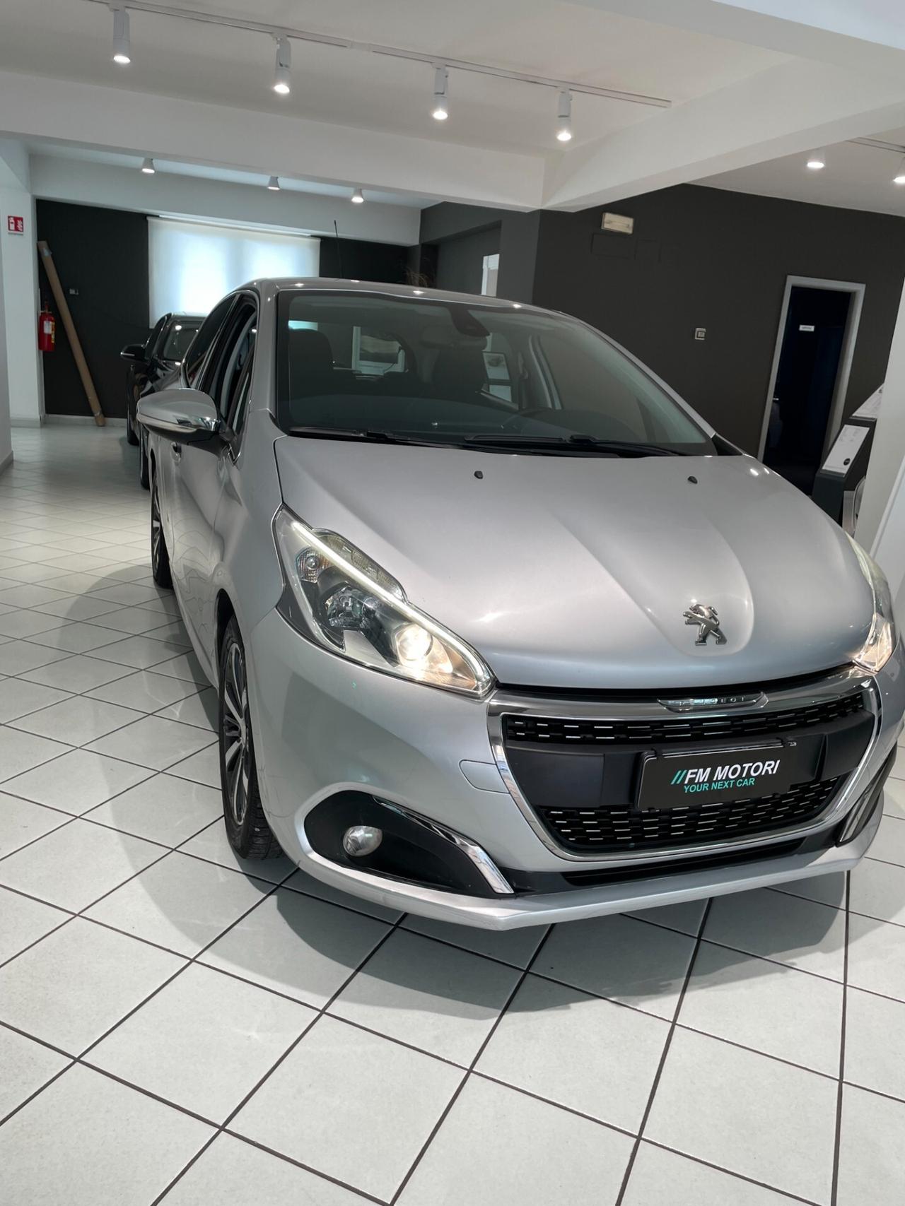 Peugeot 208 BlueHDi 75 5 porte Allure