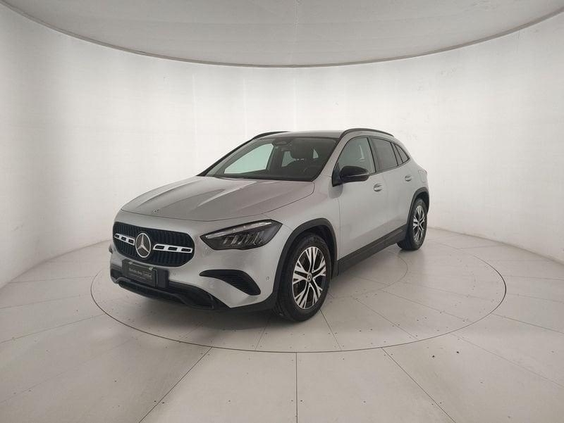 Mercedes-Benz GLA 200 Progressive Advanced Plus auto