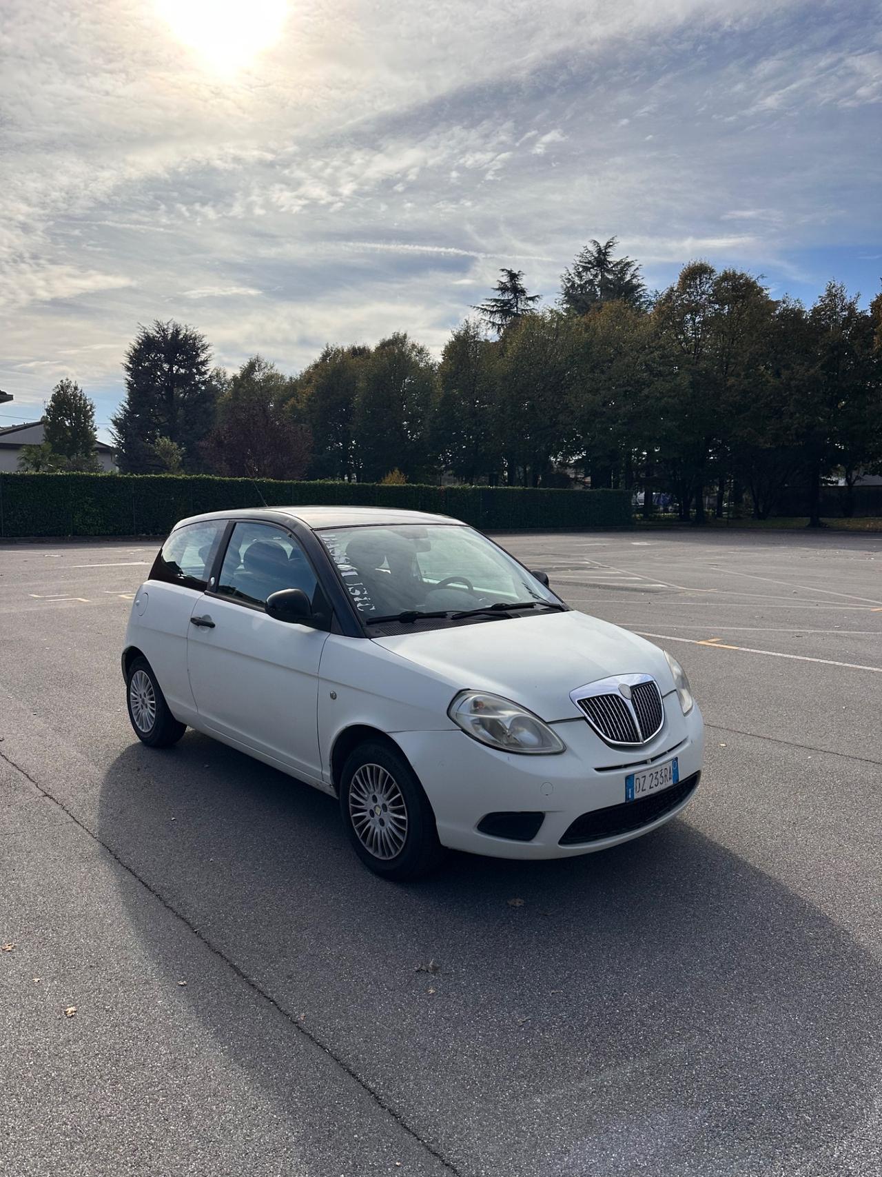 Lancia Ypsilon 1.4 Benzina/GPL