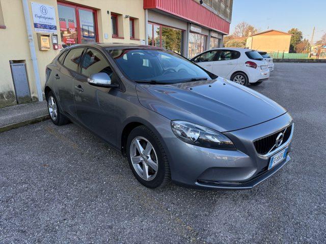 VOLVO V40 D2 120CV Geartronic Momentum