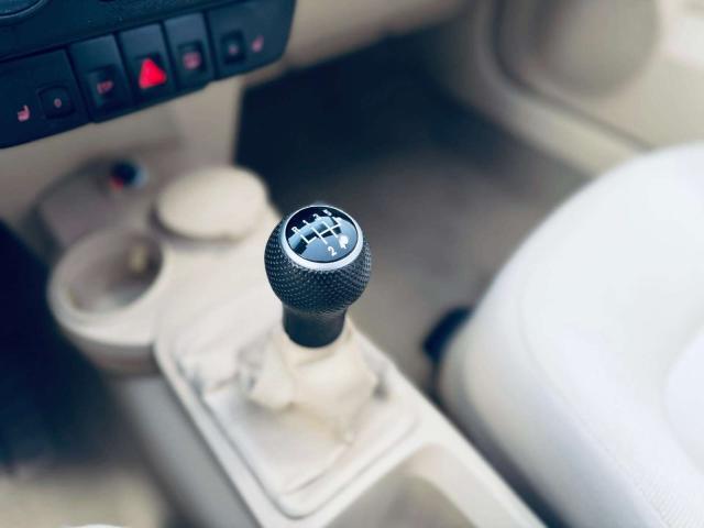 Volkswagen New Beetle Cabrio 1.6