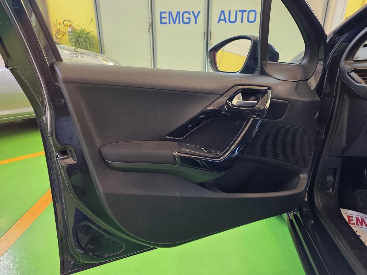 Peugeot 208 PureTech 68 5 p. Neopatentati