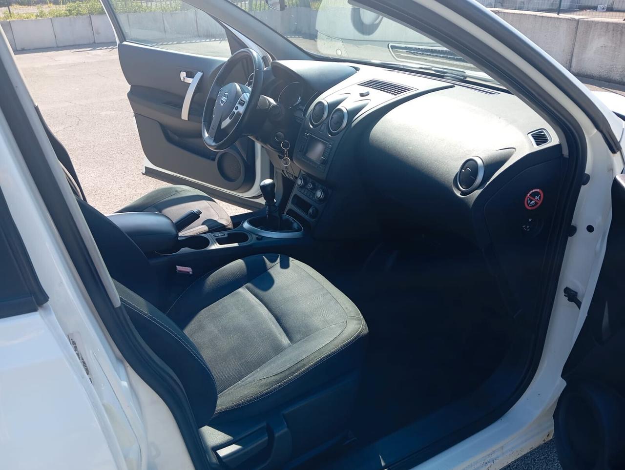 Nissan Qashqai 1.5 dCi DPF Tekna