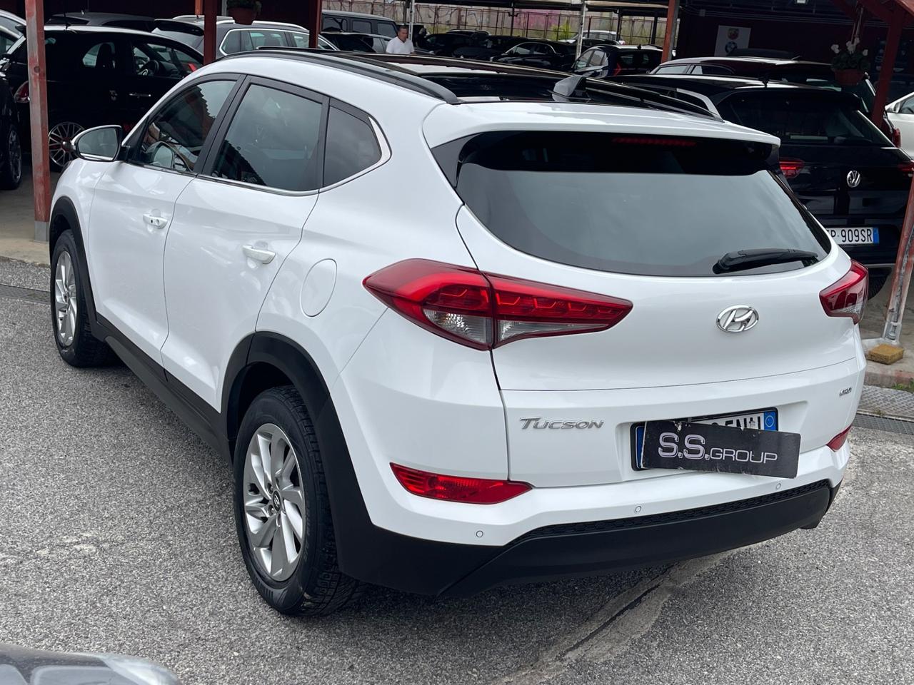 Tucson 1.7 CRDi- Sound Edition-pelle-tetto-unipro-