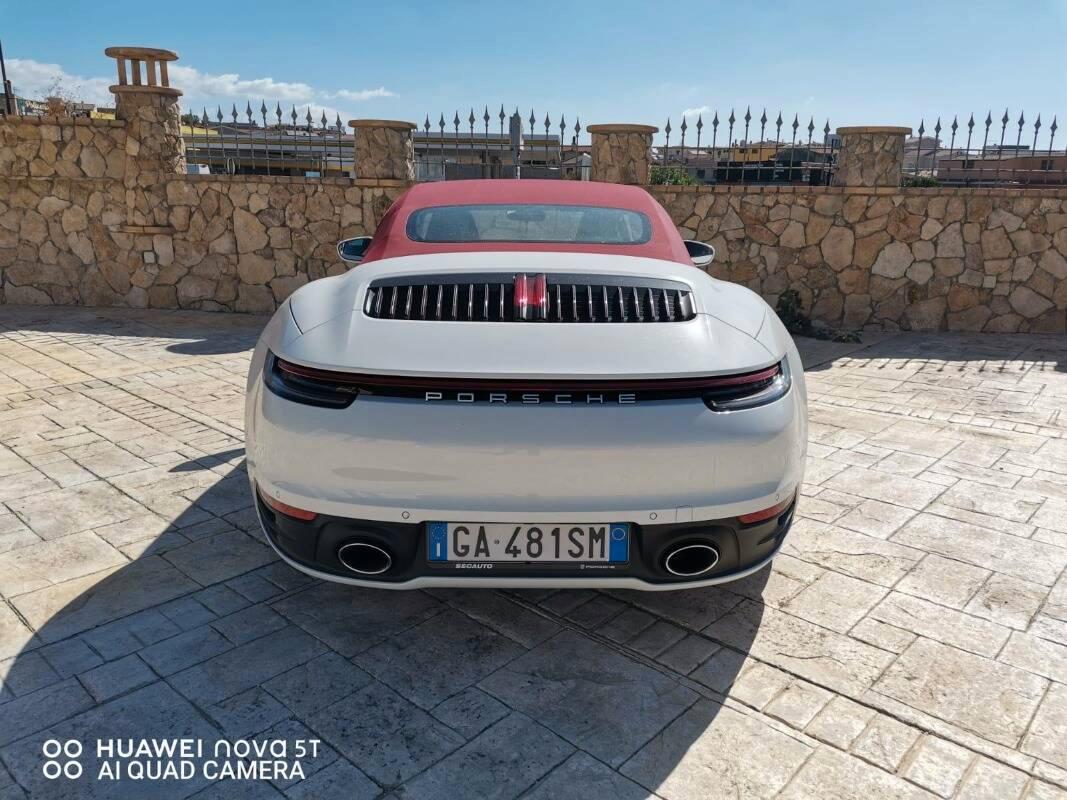 Porsche 911 Cabrio 3.0 Carrera auto