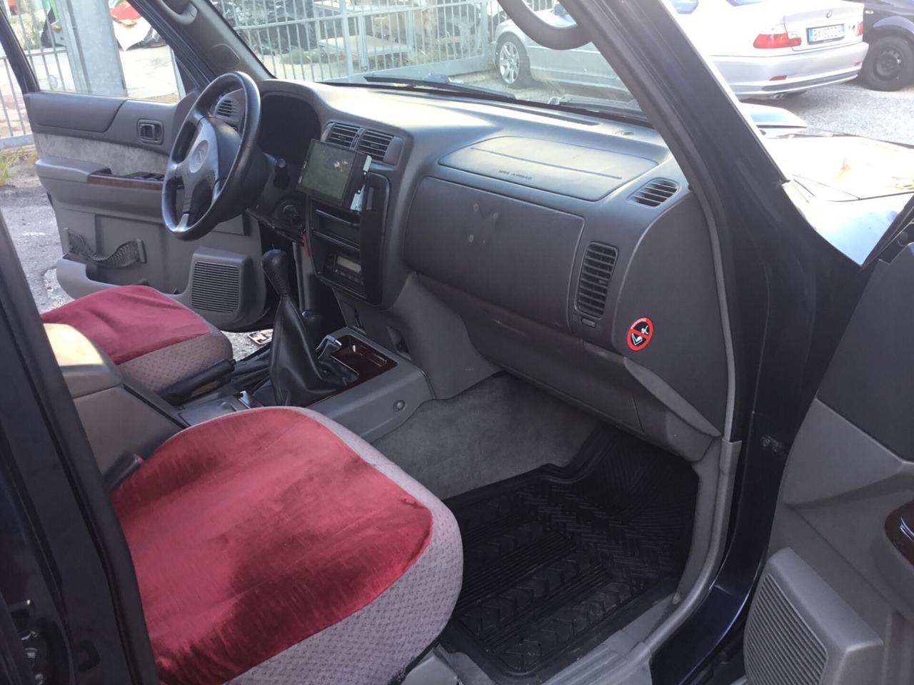 Nissan Patrol GR 3000 cc pk up cassone ribaltabile