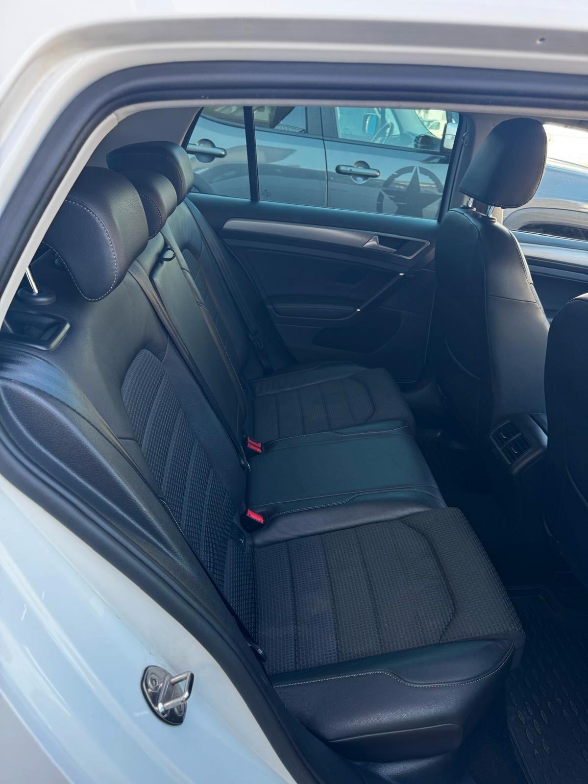 Volkswagen Golf Business 1.4 TGI 5p. Highline BlueMotion