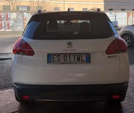Peugeot 2008 1.6 VTi 120CV Allure