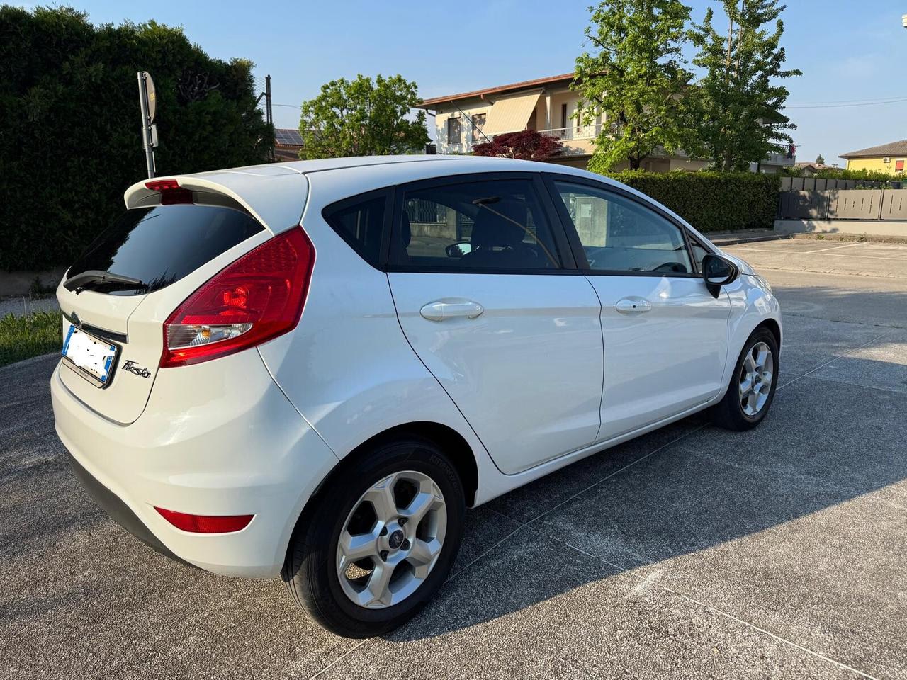 Ford Fiesta Fiesta+ 1.2 60CV 5 porte