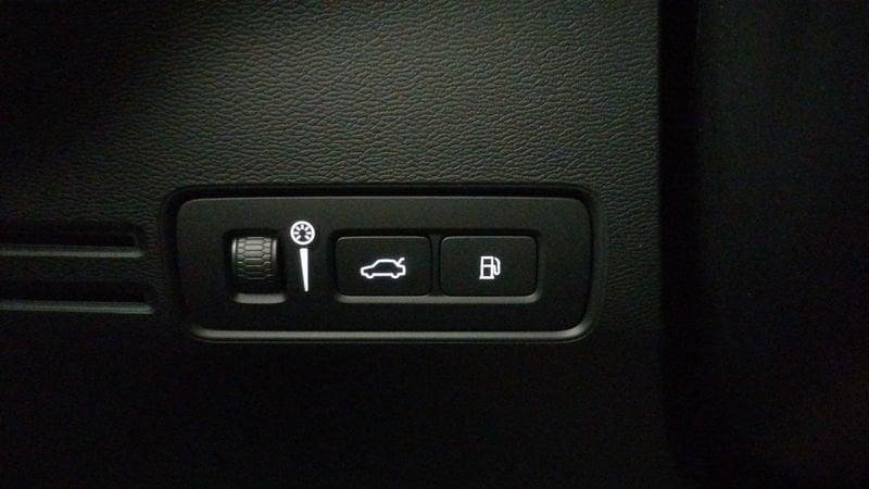 Volvo XC40 1.5 t5 phev Inscription auto my21