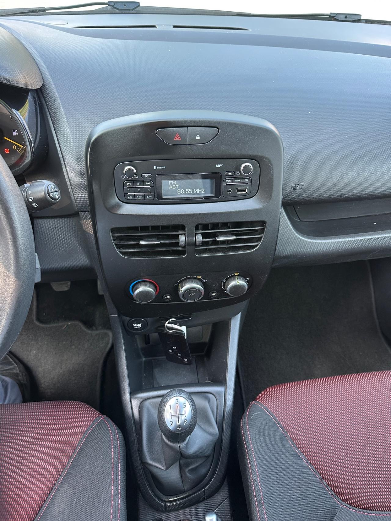 Renault Clio 1.5 dCi 8V 75CV 5 porte Costume National