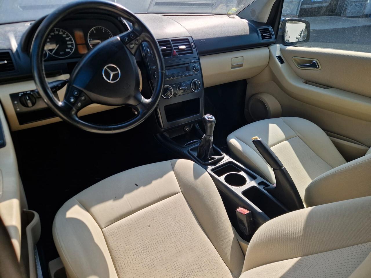 Mercedes A 160 Cdi 82cv Carrozzeria da rivedere