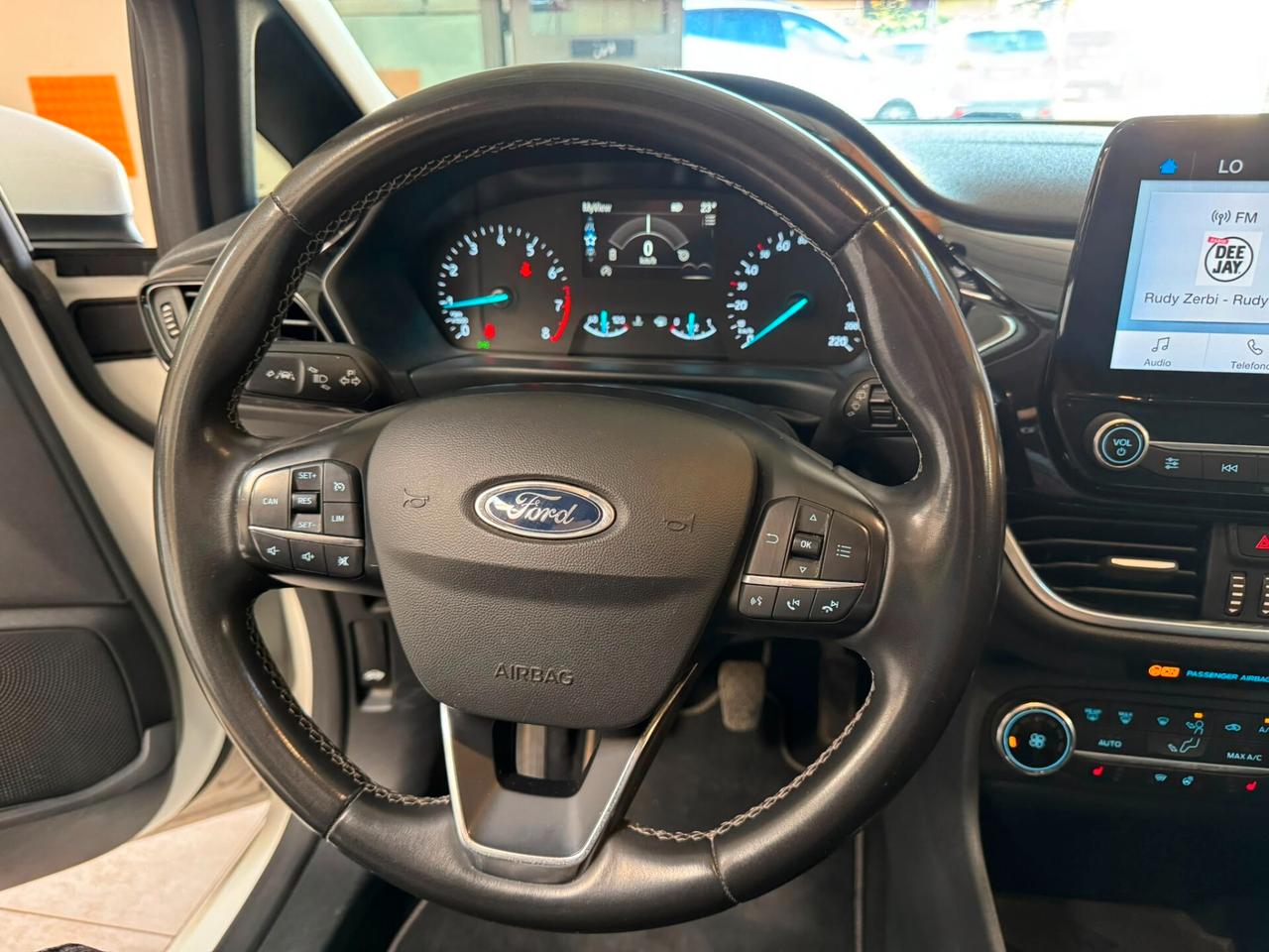 Ford Fiesta 1.0 Ecoboost Hybrid 125 CV 5 porte ST-Line