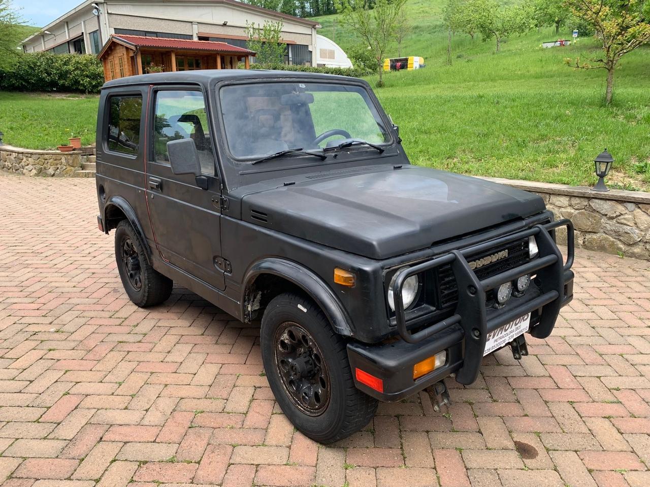 Suzuki SJ 413 SJ413 4x4 4x4r