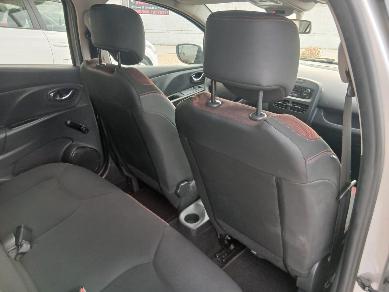 Renault Clio 1.BENZINA 75CV - 94,000 KM!!