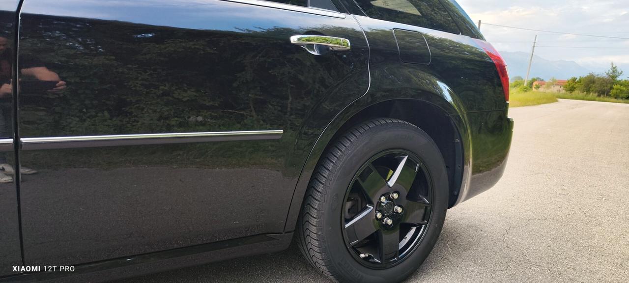 RARA Chrysler 300C (5.700 V8 340cv HEMI) AWD