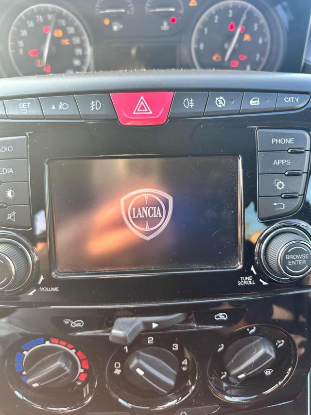 LANCIA Ypsilon 1.2 69 CV 5 porte S&S Gold OK NEOPATENTATO