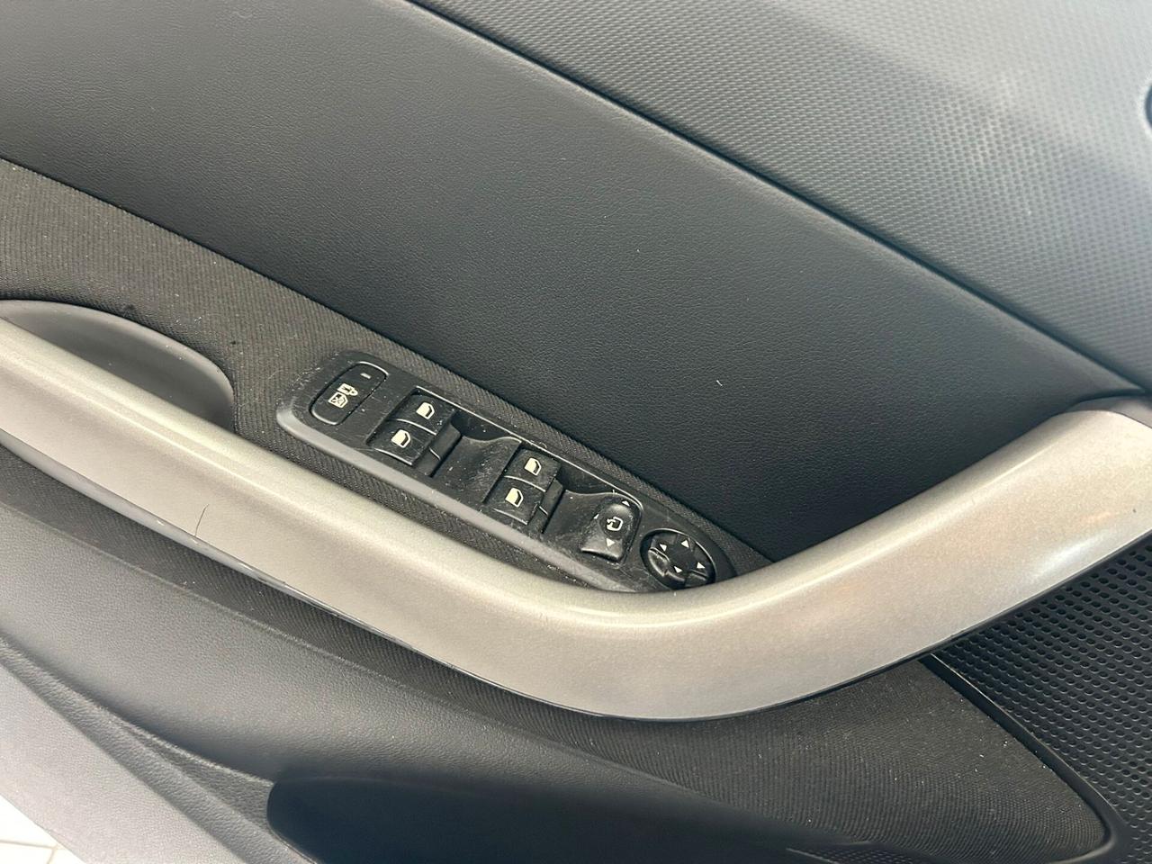 Peugeot 308 1.6D 88.000KM CAMBIO AUTO 2012