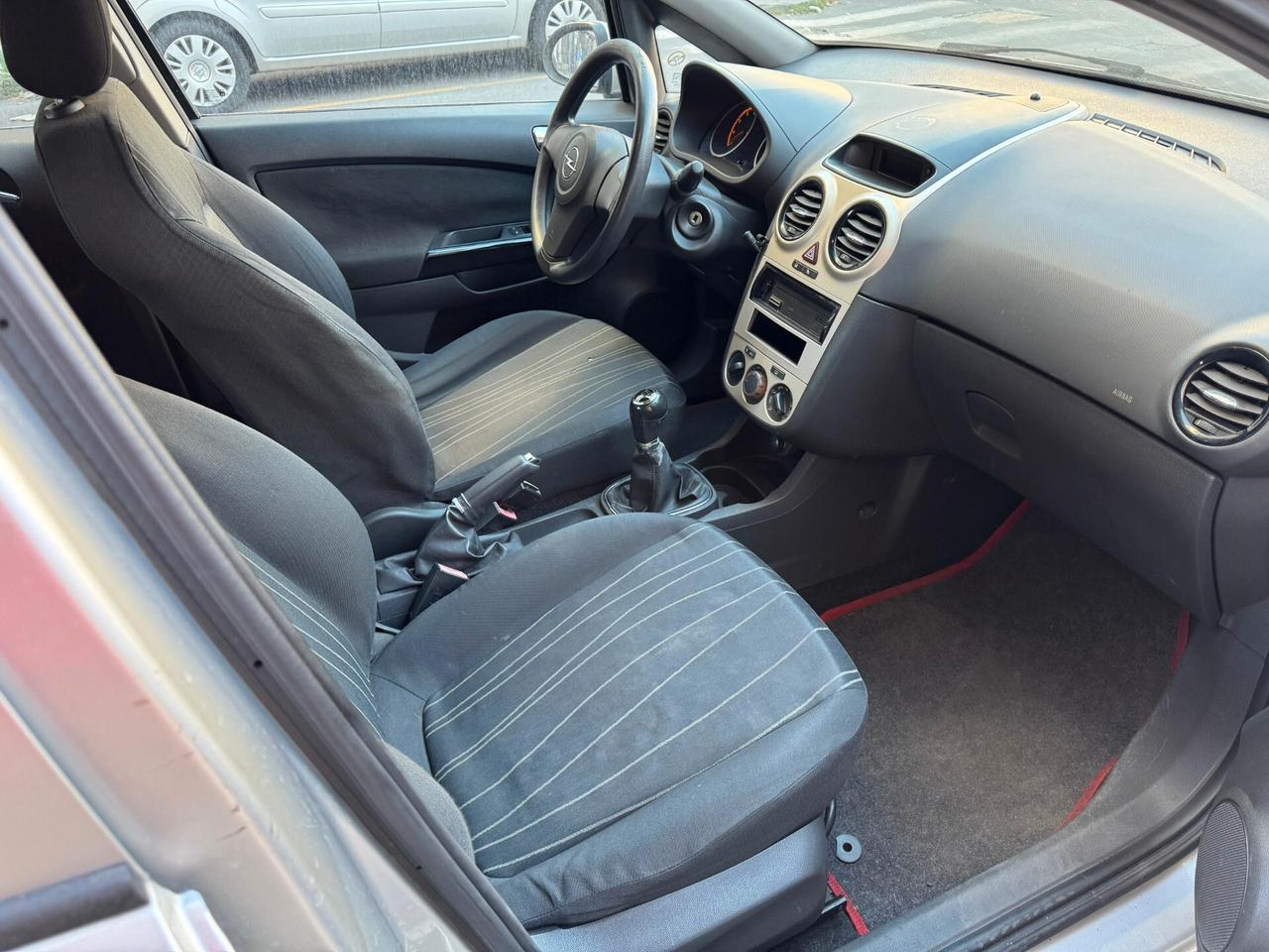 Opel Corsa 1.4 16V 5 porte Enjoy