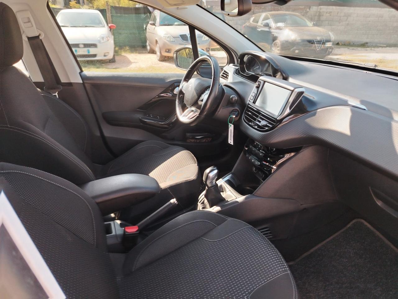 Peugeot 208 PureTech Turbo 110 S&S 5 porte GT Line