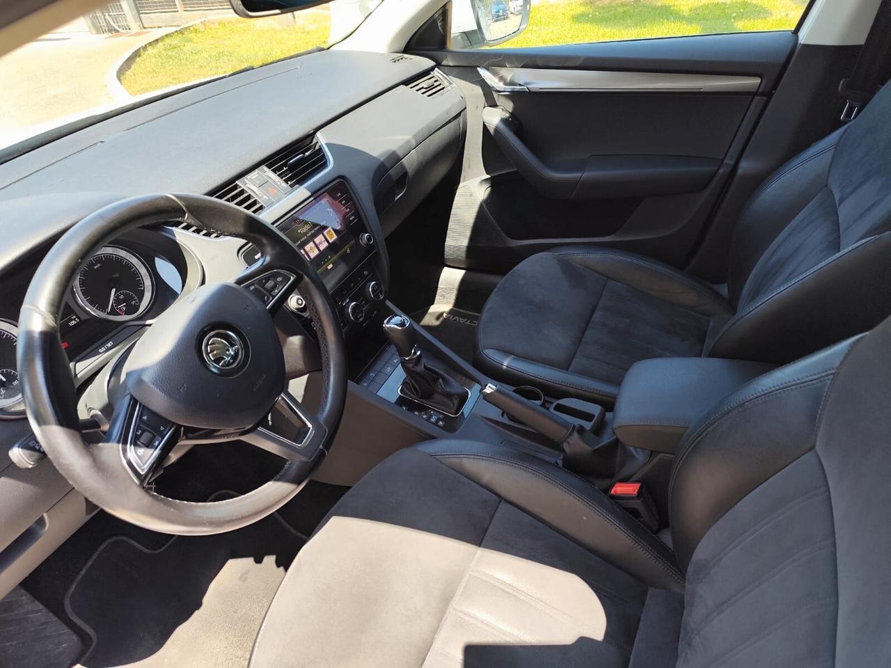 Skoda Octavia 1.6 TDI CR 115 CV DSG Executive