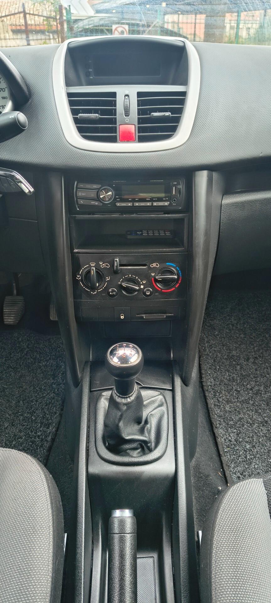 Peugeot 207 1.4 VTi 95CV 5p. X Line