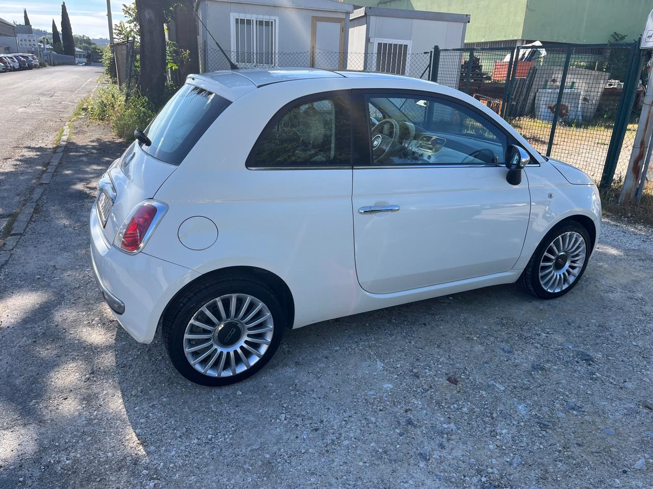 Fiat 500 0.9 TwinAir Turbo Lounge 2011 137.000 KM