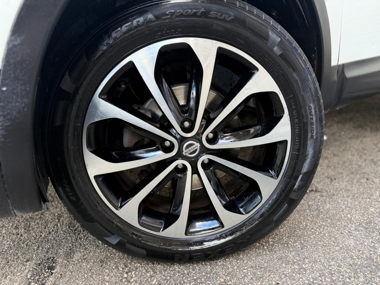 Nissan Qashqai 2.0 dCi DPF Tekna