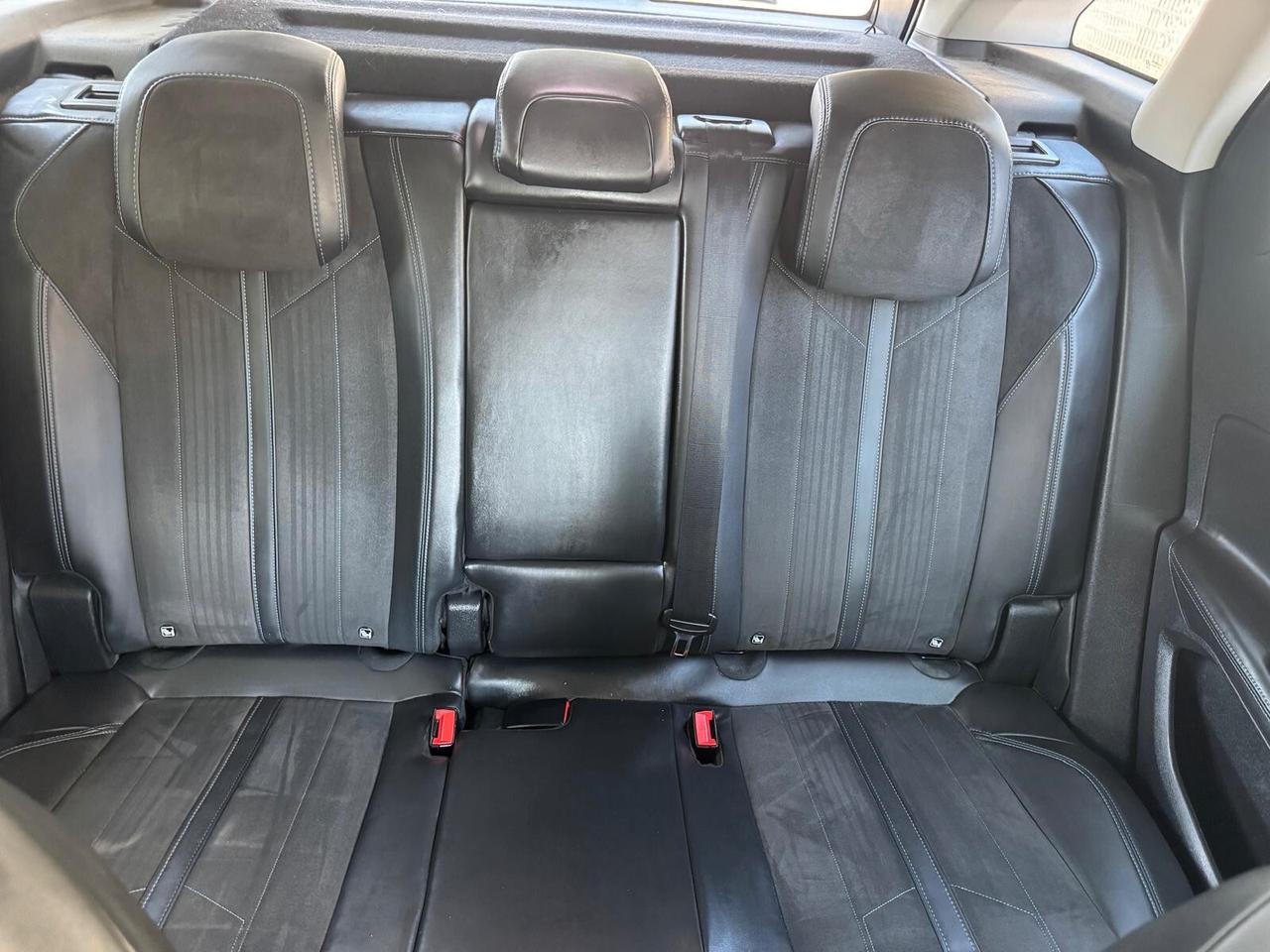 Peugeot 3008 1.5 HDI Allure CATENA APPENA FATTA GARANZIA 12 M