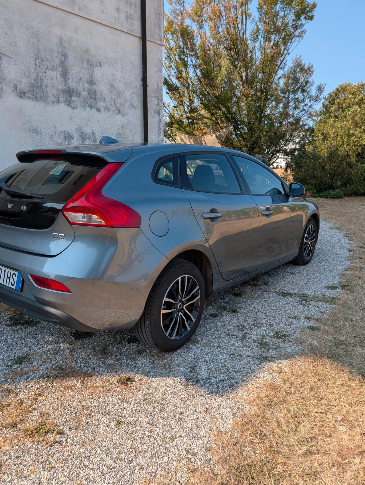 Volvo V40 D2 Momentum