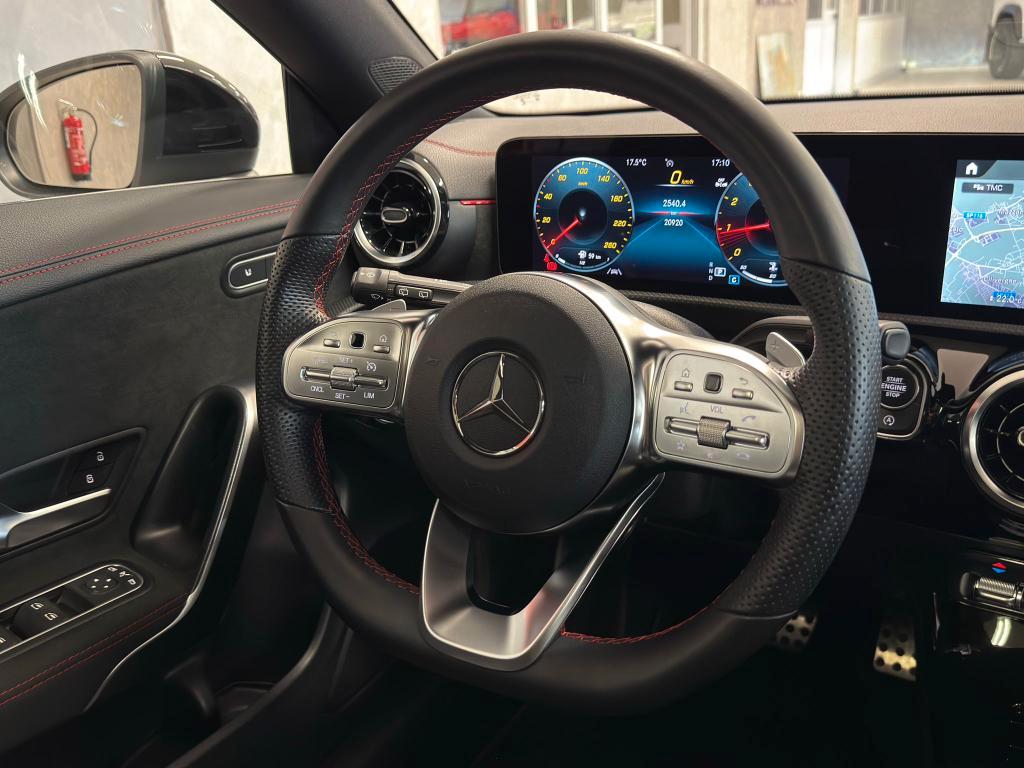 Mercedes CLA Shooting Brake 180 Premium auto