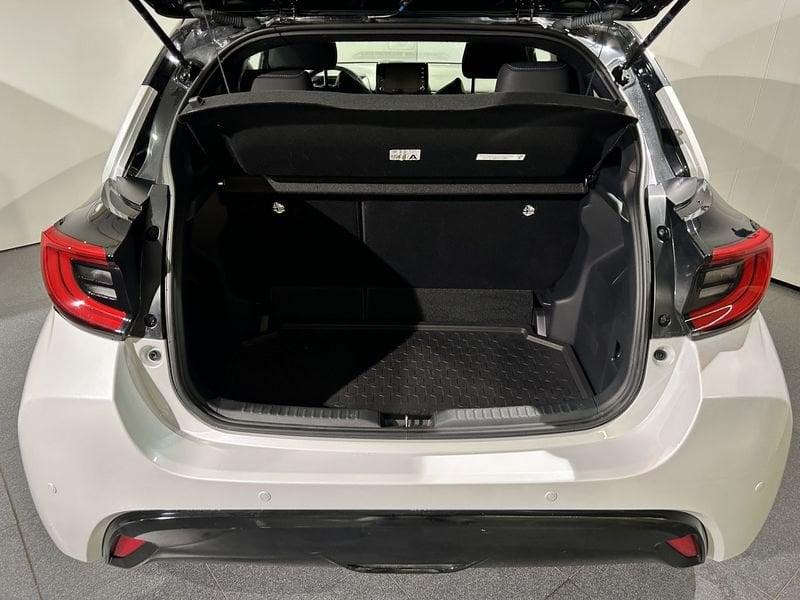 Toyota Yaris Yaris 1.5 Hybrid 5 porte Style AREA C FREE