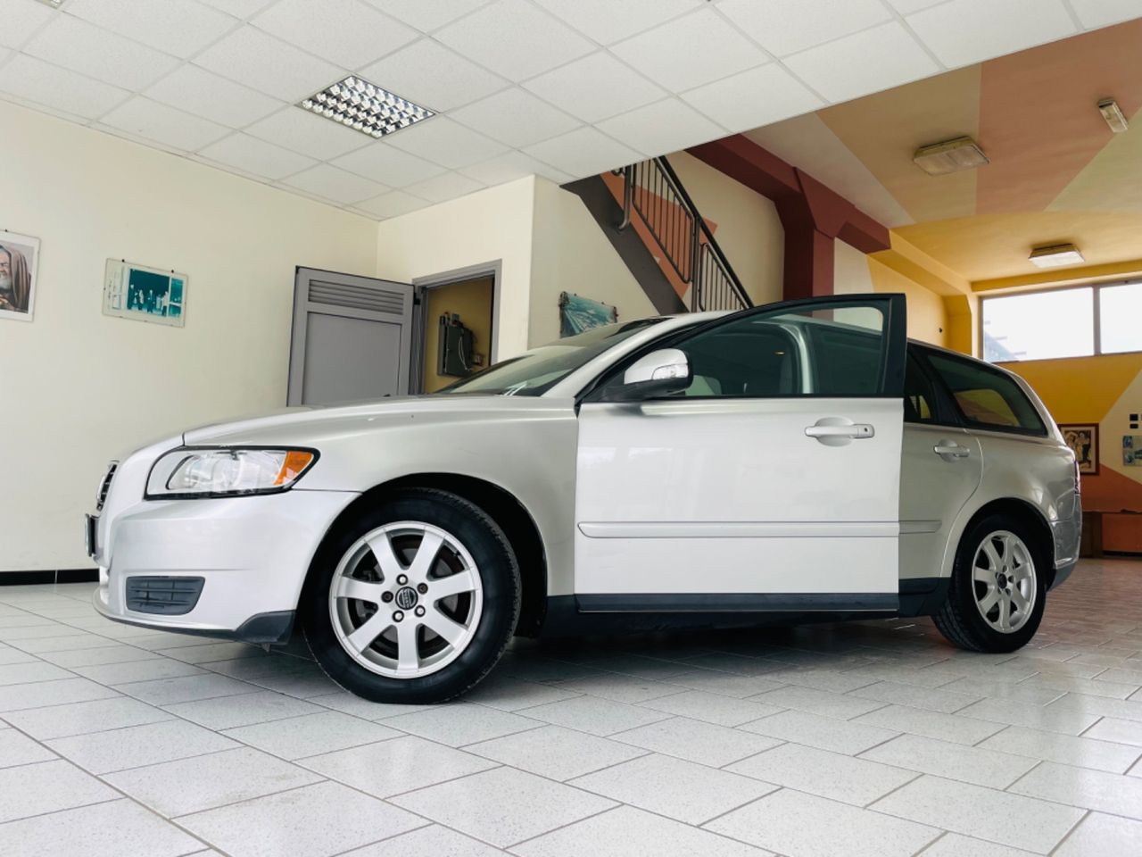 Volvo V50 1.6d GANCIO TRAINO