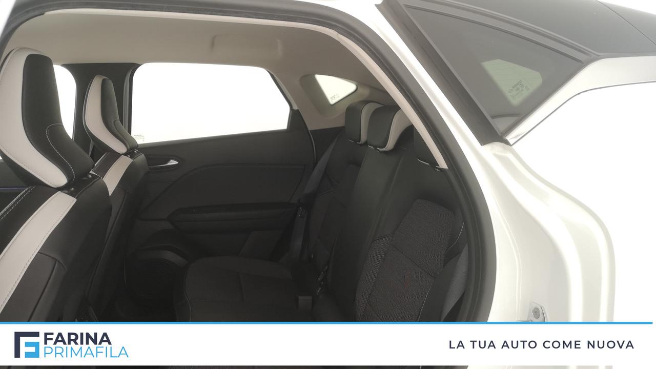 RENAULT Captur II 2019 - Captur 1.6 E-Tech hybrid Intens 145cv auto