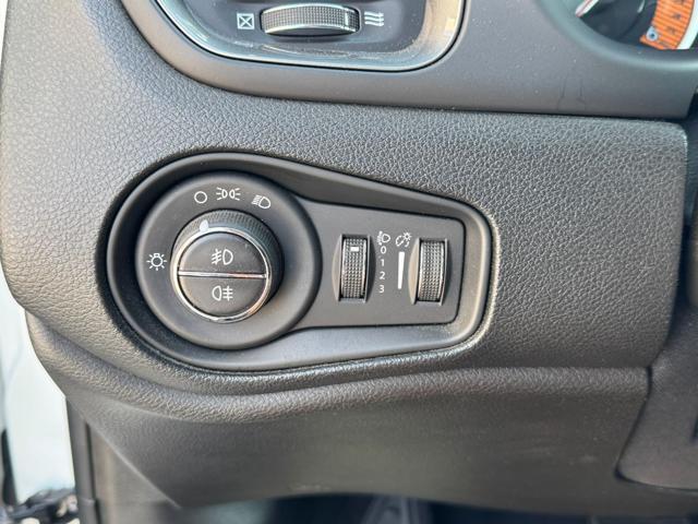 JEEP Renegade 1.6 120cv R.Lega19"-LED-Sedili Pelle