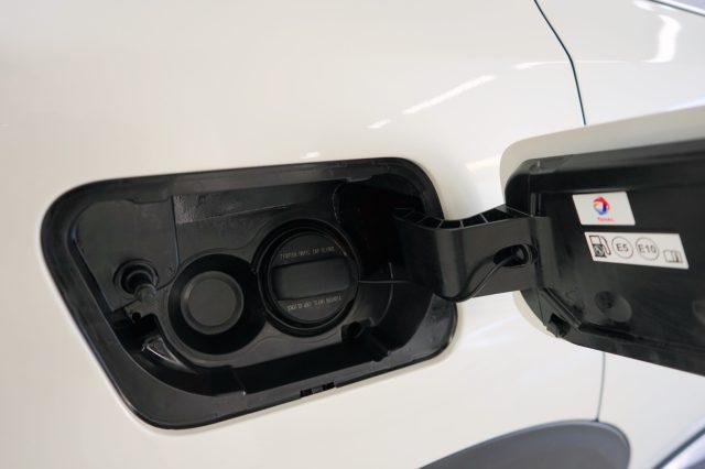 PEUGEOT 3008 Hybrid 225 e-EAT8 GT Uniprop. Certificata Italiana