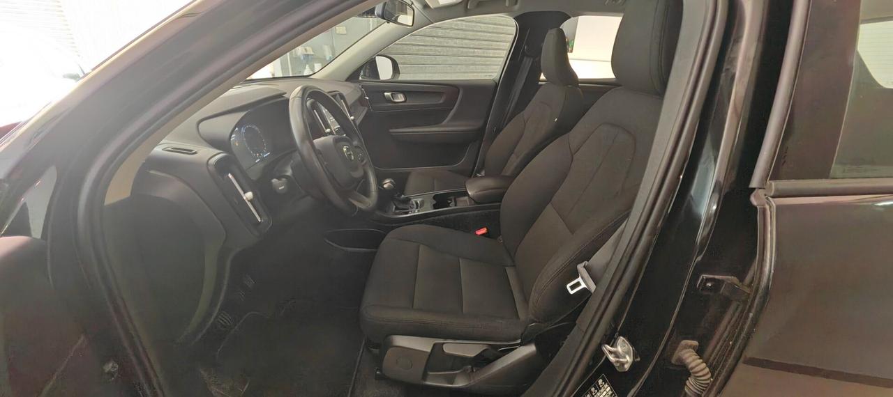 Volvo XC40 T3 Geartronic Momentum